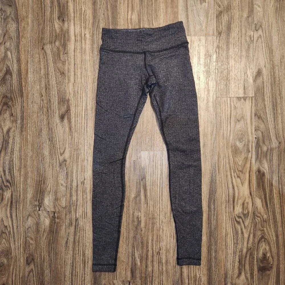 Lululemon Wunder Under Low Rise Tight 28